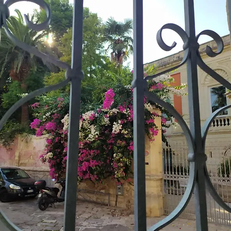 Vico Sferracavalli レッチェ